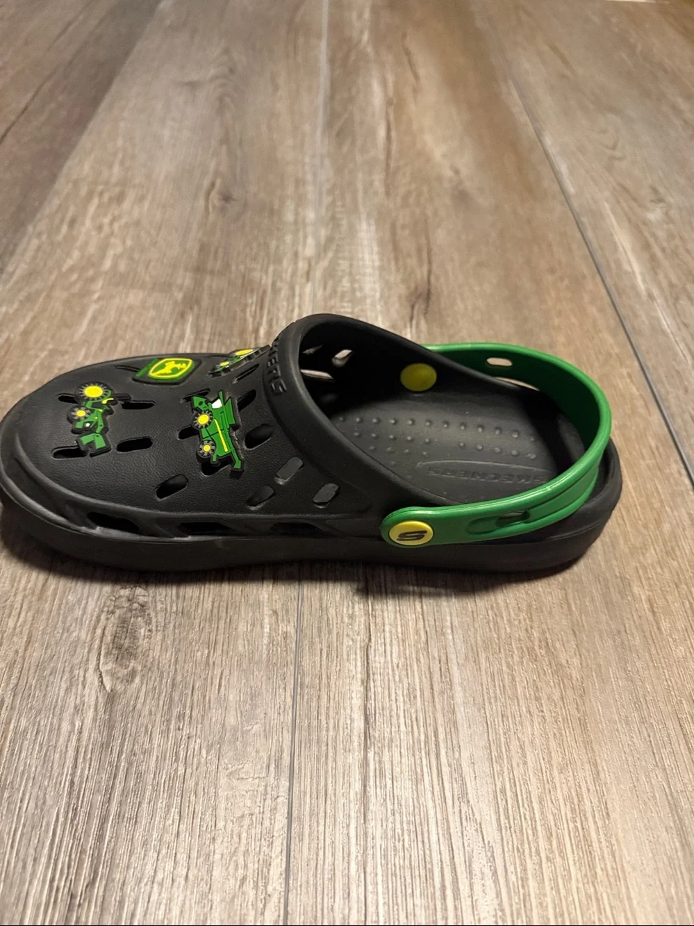Skechers Foamies x John Deere Tractor-Splash kids' clogs